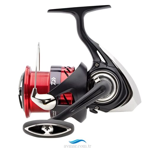 Daiwa Ninja 23 LT 3000 CXH Olta Makinesi